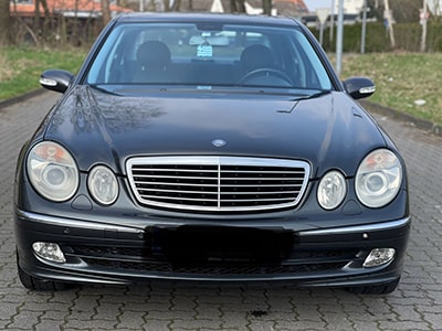 Mercedes E320